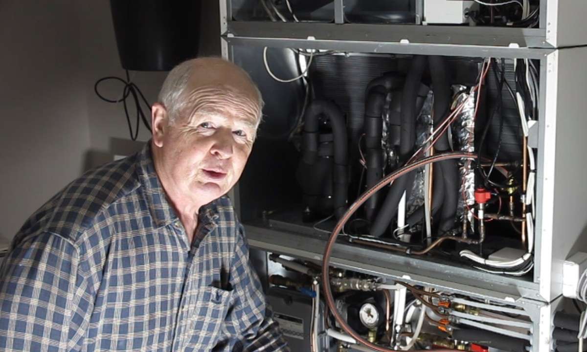 R744 heat pump